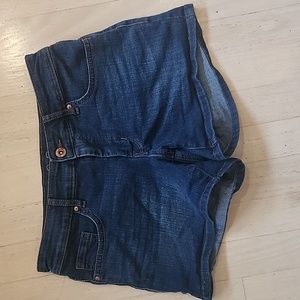 Jessica Simpson shorts